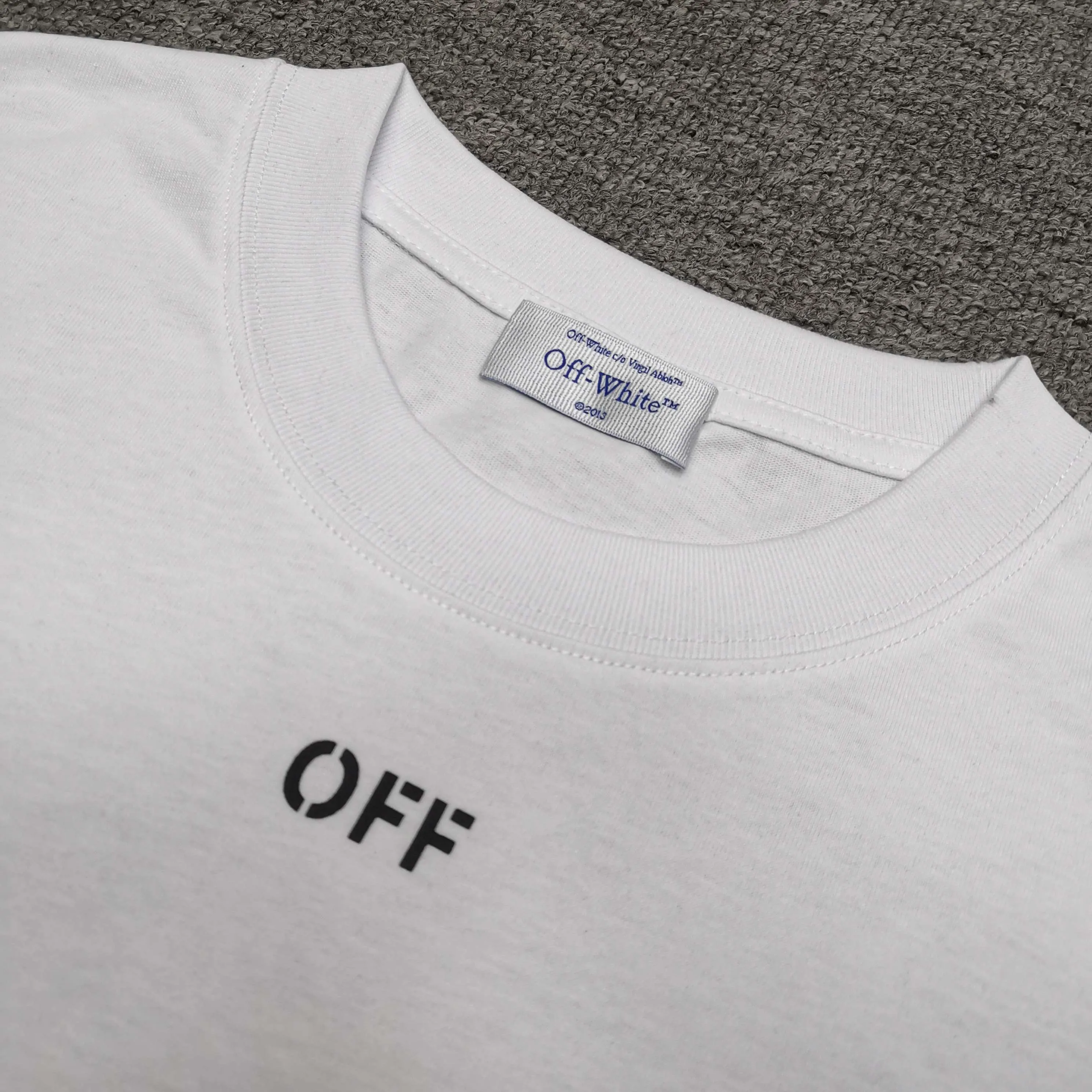 off white new graffiti dragon loose version short-sleeved T-shirt Size: S M L XL Color: Black White P240